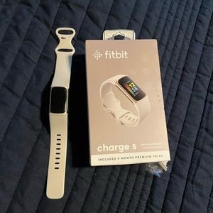 Gold/Ivory Fitbit Charge 5 - Mint Condition